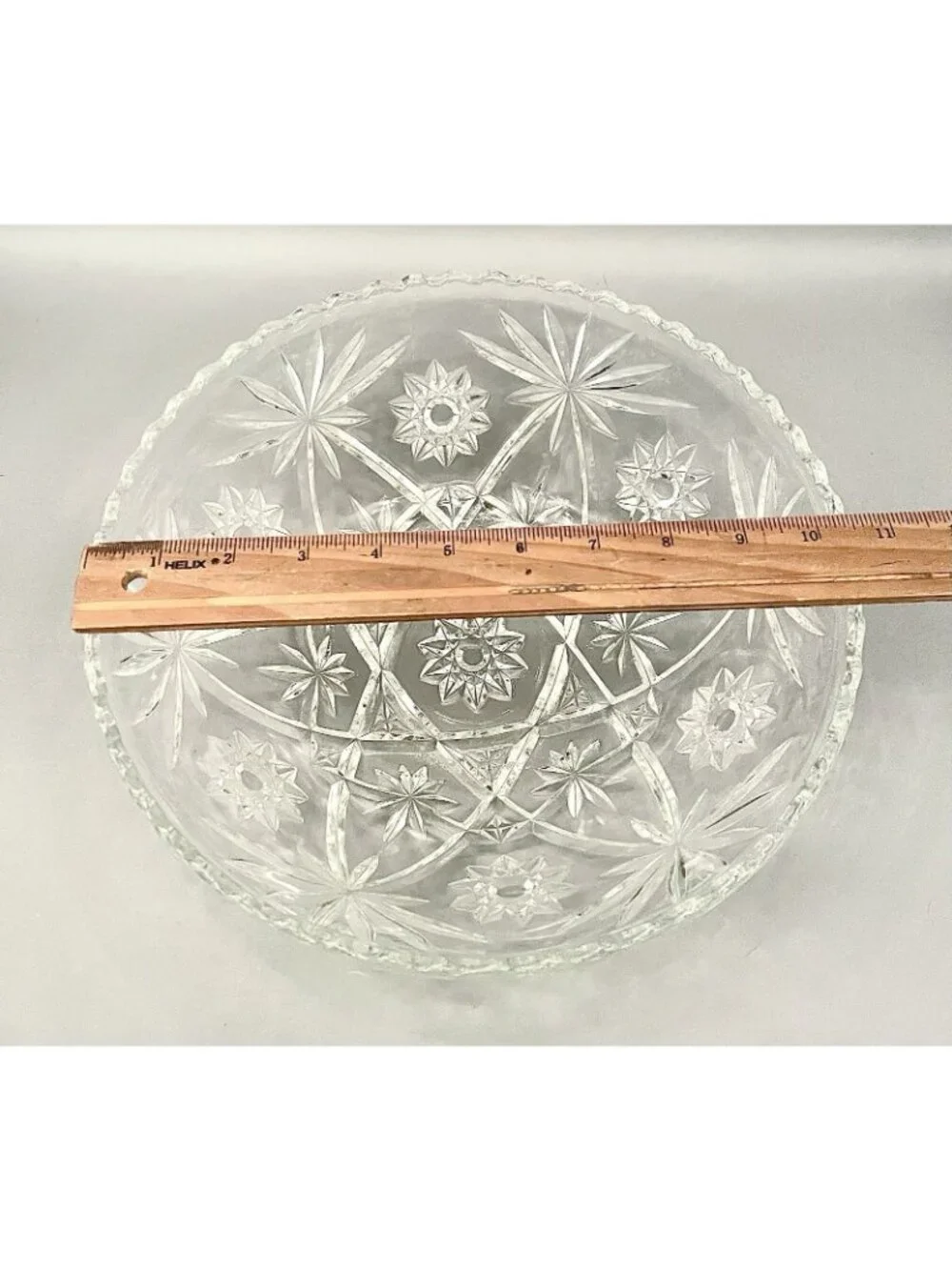 Vintage Anchor Hocking Prescut Glass Star of David Large Serving Bowl 10.5